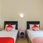 Oyo 90741 Grand Shaqilla