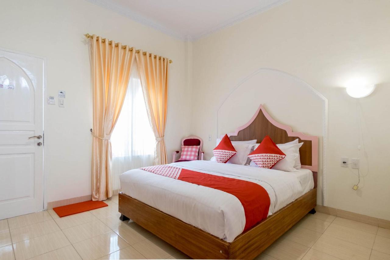 Hotel Oyo 90741 Grand Shaqilla