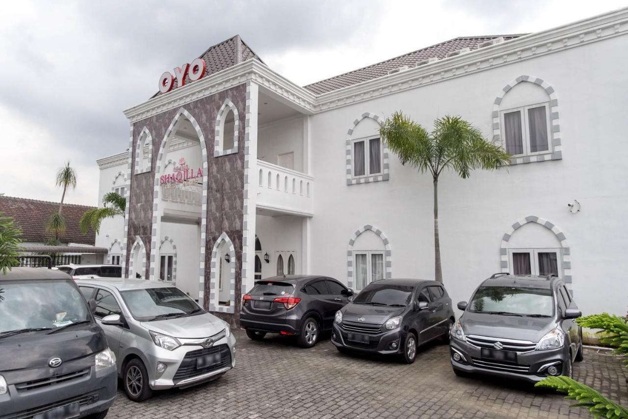 Oyo 90741 Grand Shaqilla Hotel Medan